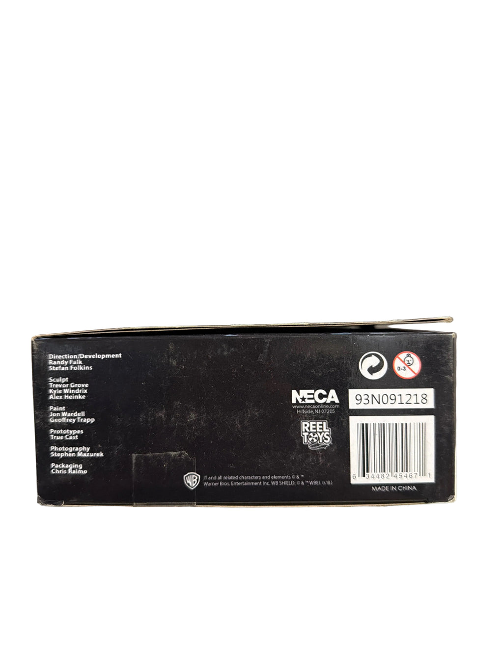 NECA IT Pennywise Ultimate Action Figure – Reel Toys 2017