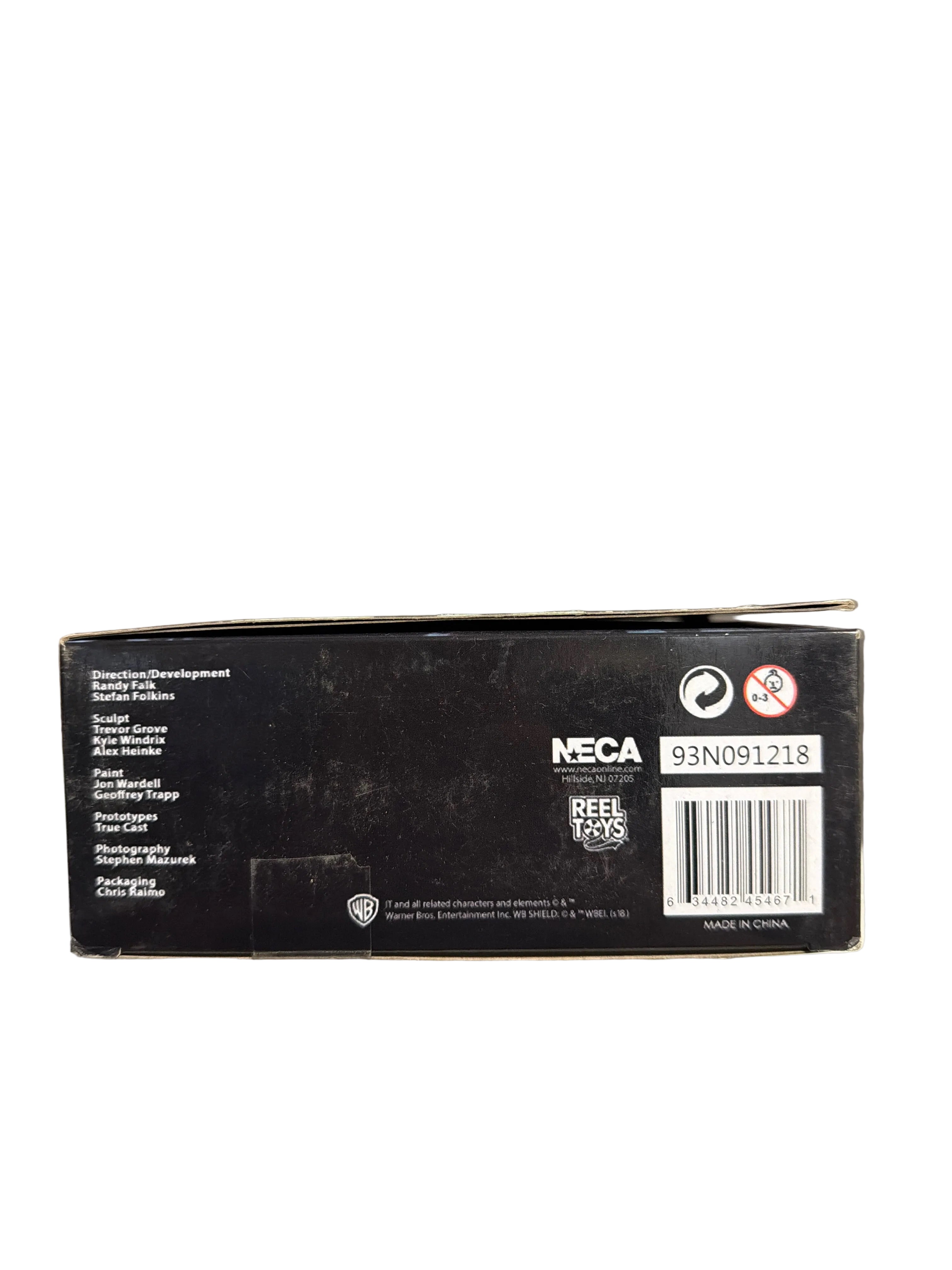 NECA IT Pennywise Ultimate Action Figure – Reel Toys 2017